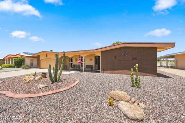 11018 W PALMERAS Drive, Sun City, AZ 85373