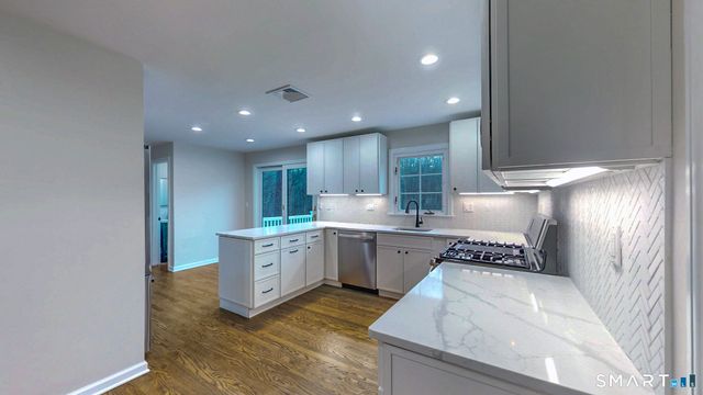 12 Werf Drive, Redding, CT 06896