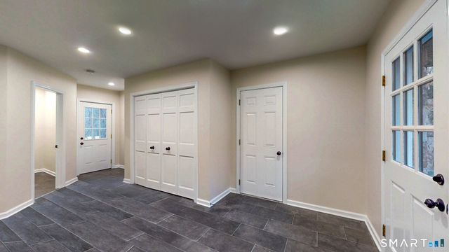 12 Werf Drive, Redding, CT 06896