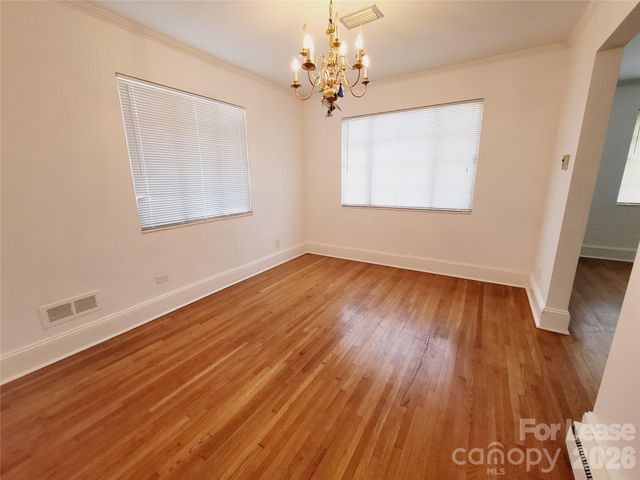 1348 E Woodlawn Road, Charlotte, NC 28209