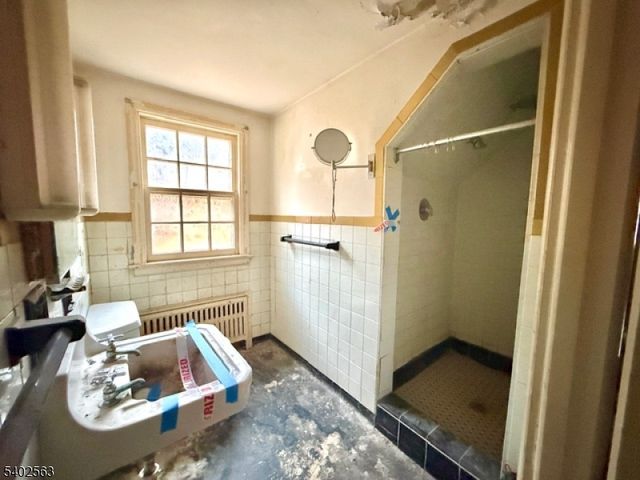 28 Dogwood Ln, Washington Twp., NJ 07882