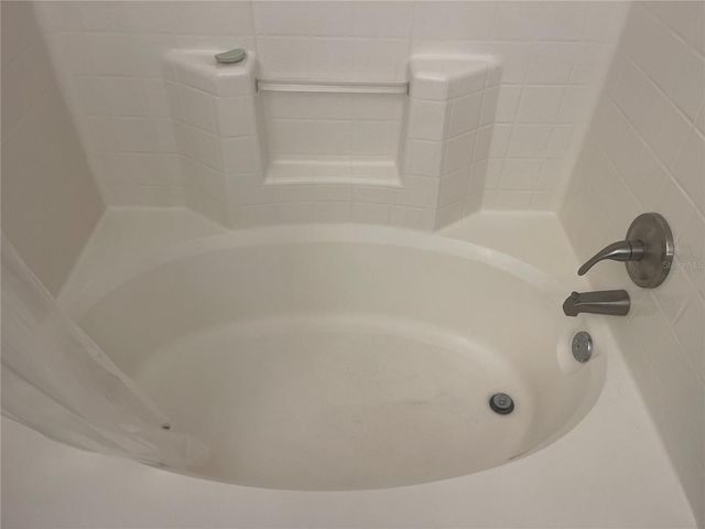 2717 VIA CIPRIANI 631B, Clearwater, FL 33764