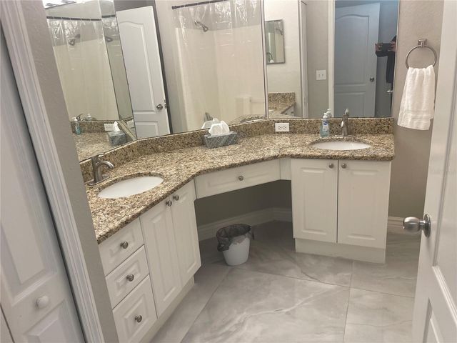 2717 VIA CIPRIANI 631B, Clearwater, FL 33764