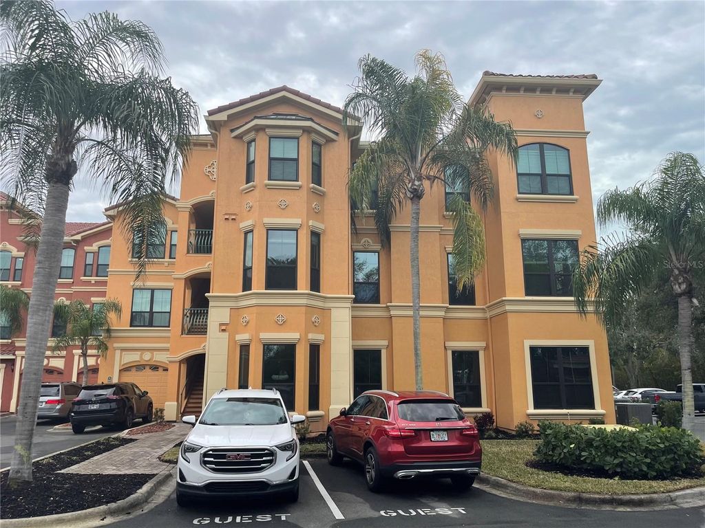 2717 VIA CIPRIANI 631B, Clearwater, FL 33764