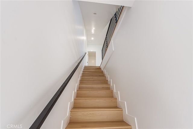 5209 W 20th Street 2, Los Angeles, CA 90016