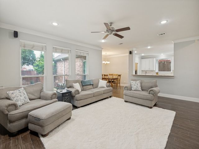 2005 Saint Pierre Drive, Carrollton, TX 75006