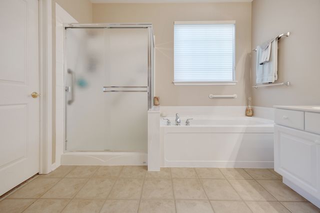 13776 Fieldstone Drive, Huntley, IL 60142