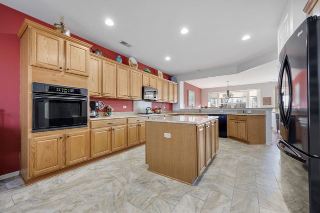 13776 Fieldstone Drive, Huntley, IL 60142