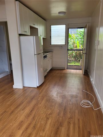 1509 Pensacola Street, Honolulu, HI 96822