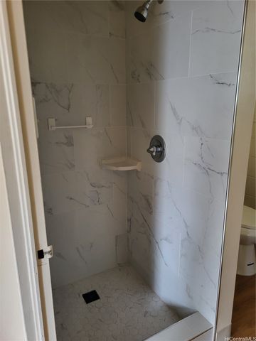 1509 Pensacola Street, Honolulu, HI 96822