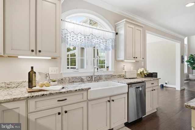 12732 LEGACY DR, Dunkirk, MD 20754