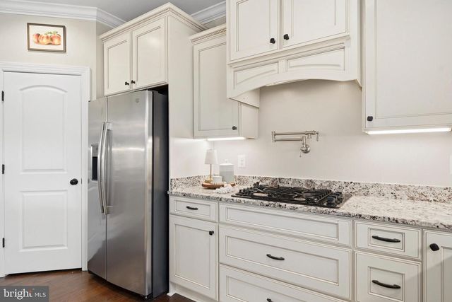 12732 LEGACY DR, Dunkirk, MD 20754
