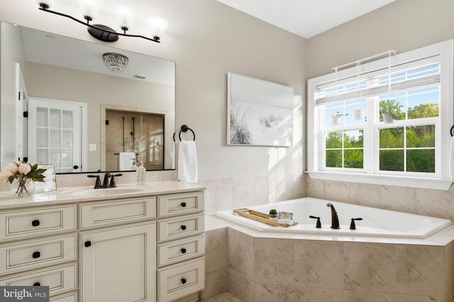 12732 LEGACY DR, Dunkirk, MD 20754
