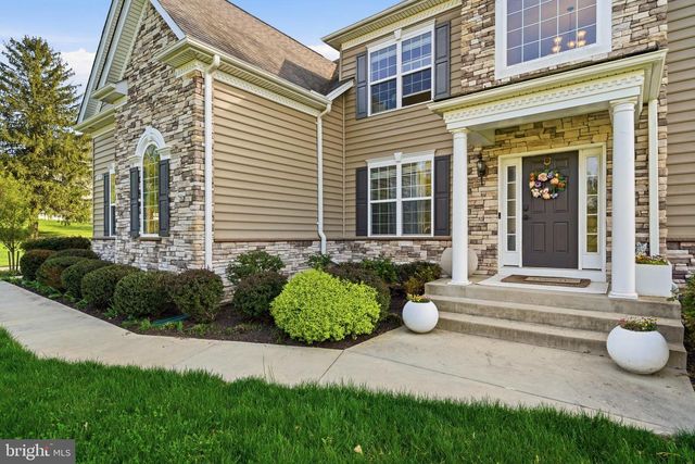 12732 LEGACY DR, Dunkirk, MD 20754
