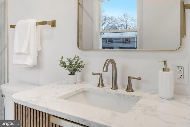 5524 5TH ST S, Arlington, VA 22204