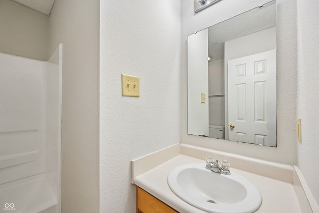 11355 Congaree Way, Indianapolis, IN 46235