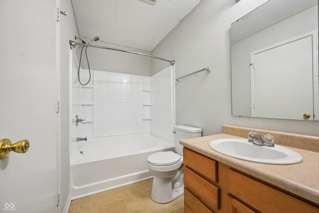 11355 Congaree Way, Indianapolis, IN 46235