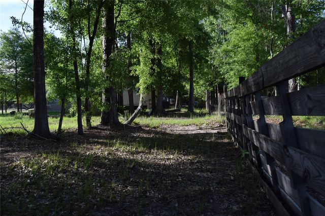 357 County Road 5006, Cleveland, TX 77327