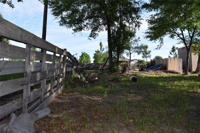 357 County Road 5006, Cleveland, TX 77327
