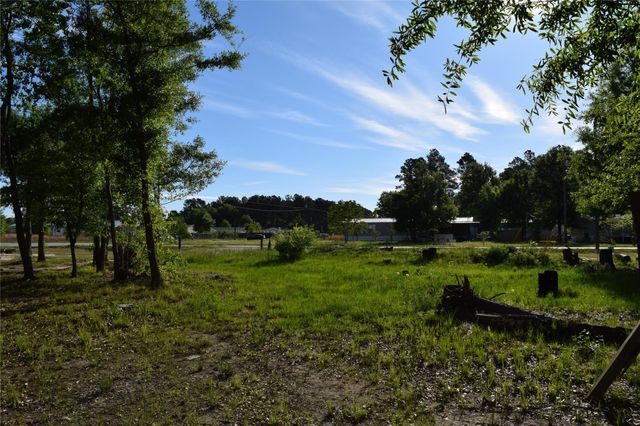 357 County Road 5006, Cleveland, TX 77327
