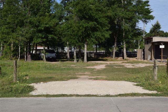 357 County Road 5006, Cleveland, TX 77327