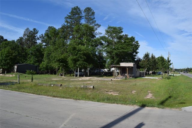 357 County Road 5006, Cleveland, TX 77327