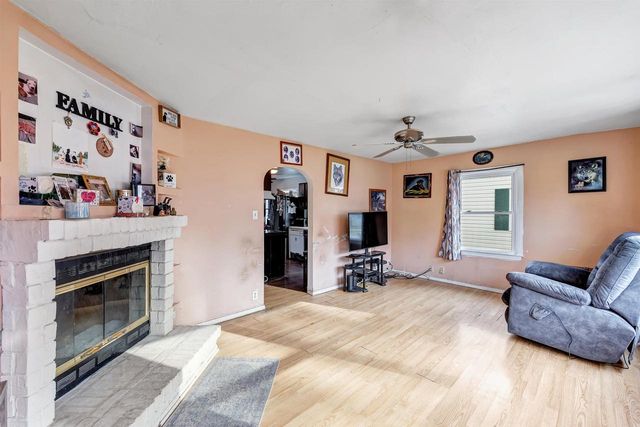 1209 WEISE STREET, Green Bay, WI 54302