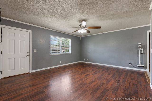 28637 E 137th Street, Coweta, OK 74429