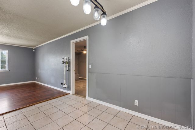 28637 E 137th Street, Coweta, OK 74429