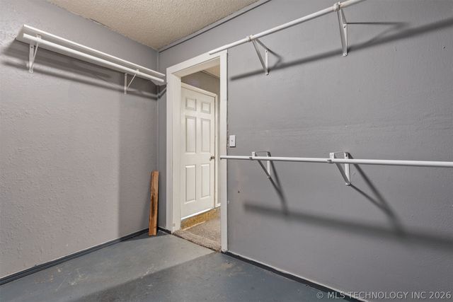 28637 E 137th Street, Coweta, OK 74429
