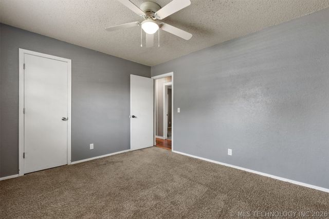 28637 E 137th Street, Coweta, OK 74429