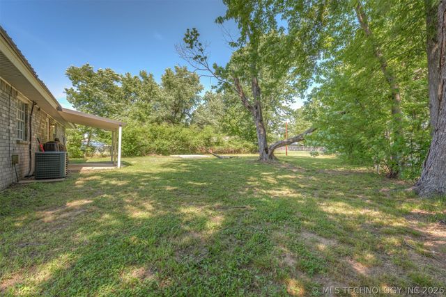 28637 E 137th Street, Coweta, OK 74429