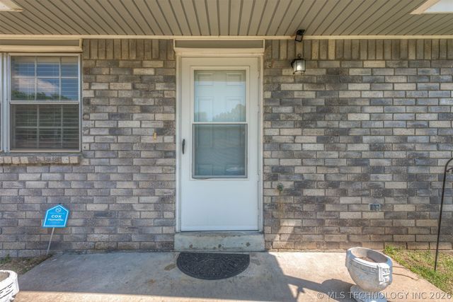 28637 E 137th Street, Coweta, OK 74429