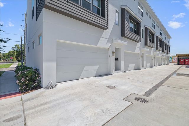 17 29TH STREET N Lot 8, St Petersburg, FL 33713