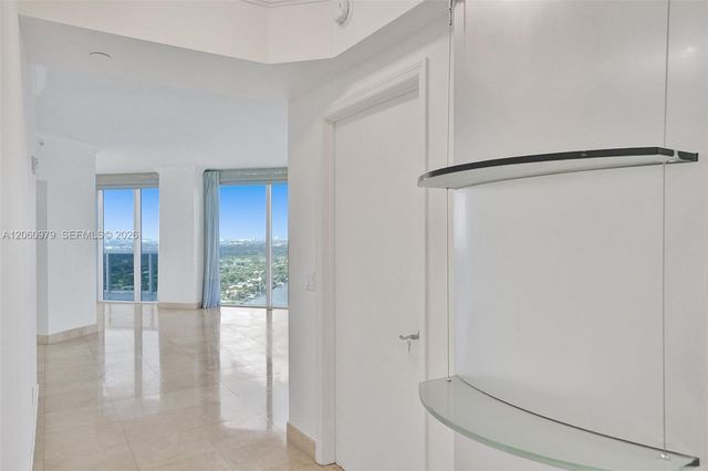 4775 Collins Ave 3007, Miami Beach, FL 33140