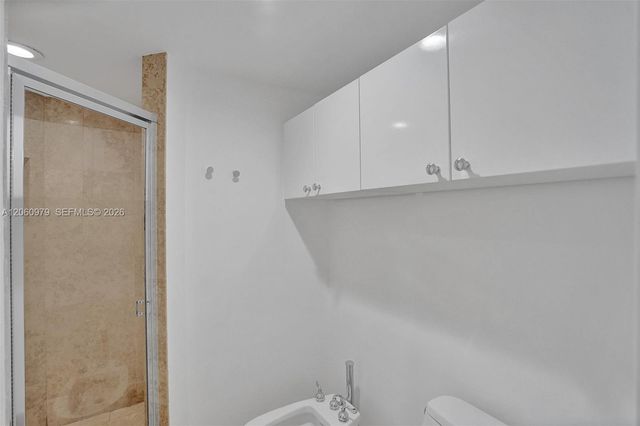 4775 Collins Ave 3007, Miami Beach, FL 33140