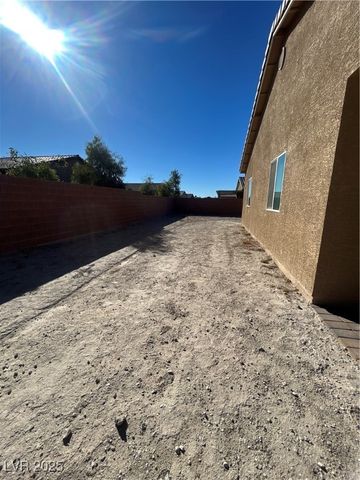 213 Late Harvest Avenue, Pahrump, NV 89060