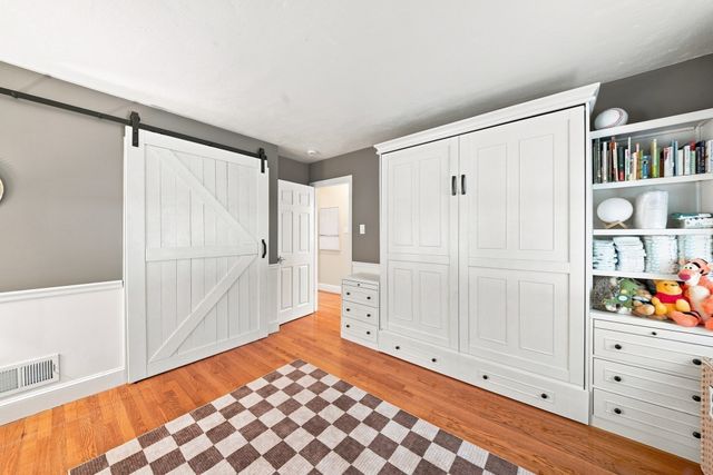 55 Lucerne Dr, Andover, MA 01810
