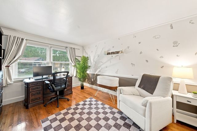 55 Lucerne Dr, Andover, MA 01810