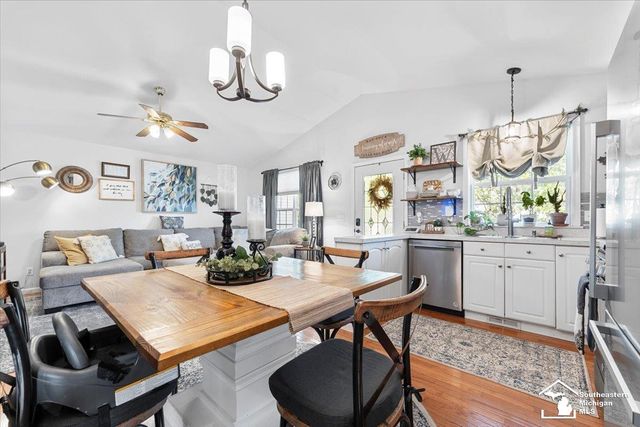 2737 5th Street, Trenton, MI 48183