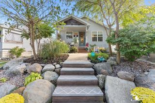 2737 5th Street, Trenton, MI 48183