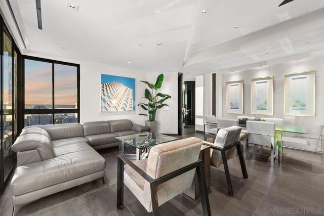 700 Front Street 1804, San Diego, CA 92101