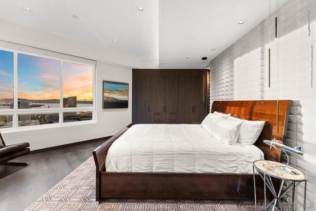 700 Front Street 1804, San Diego, CA 92101