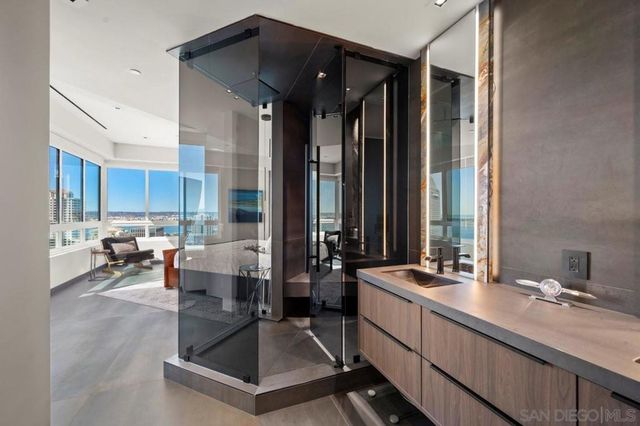700 Front Street 1804, San Diego, CA 92101