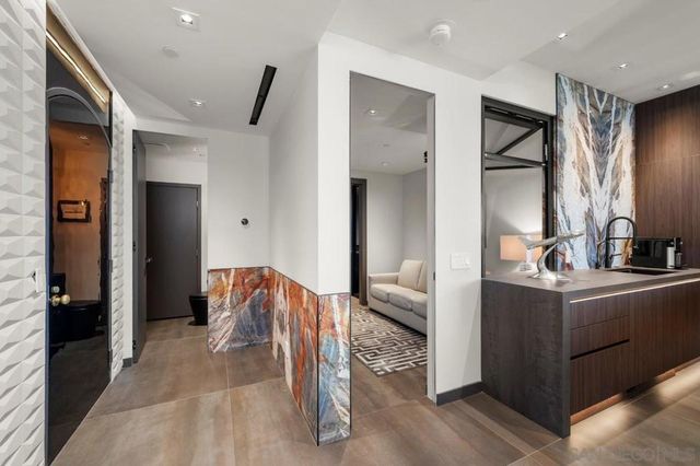 700 Front Street 1804, San Diego, CA 92101
