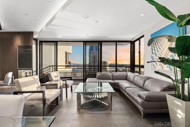700 Front Street 1804, San Diego, CA 92101