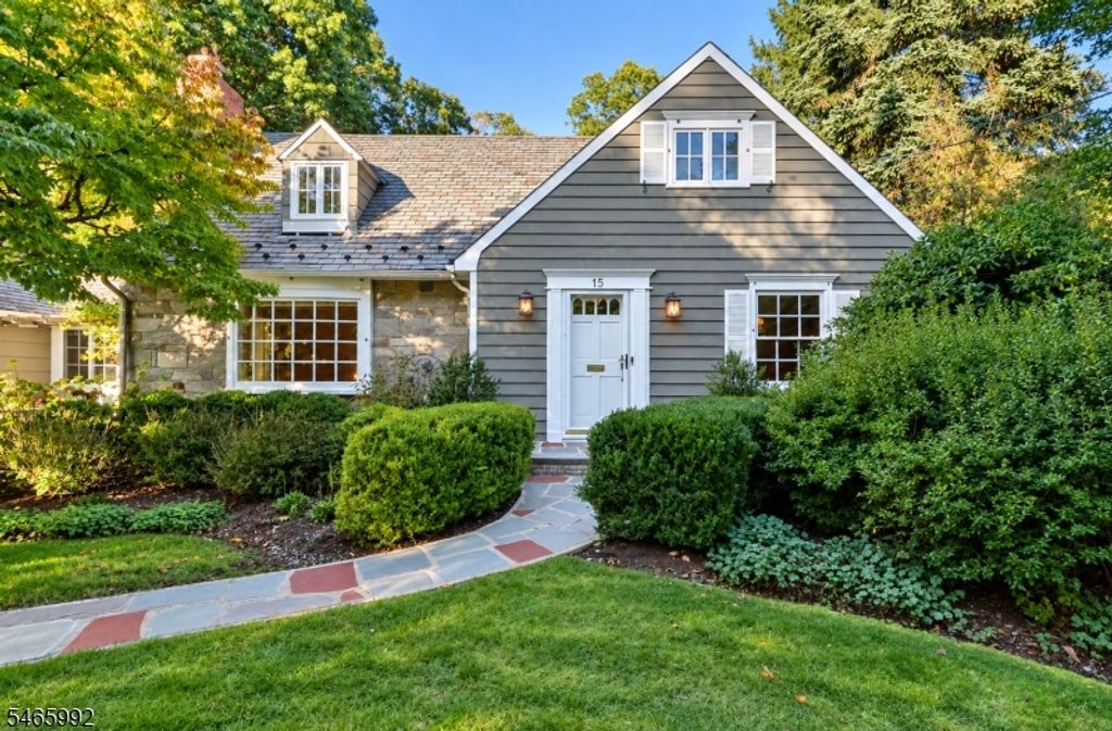 15 Norman Cir, Madison Boro, NJ 07940 — photo 2