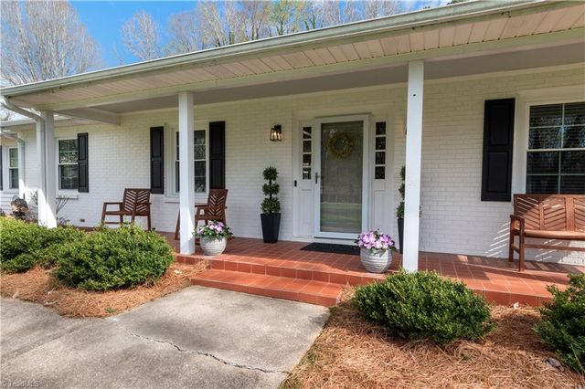 1620 Underpass Road, Advance, NC 27006