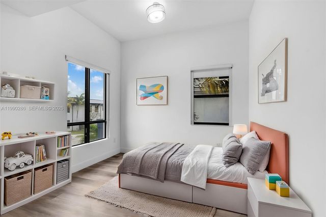 16058 SW 136th Way, Miami, FL 33196