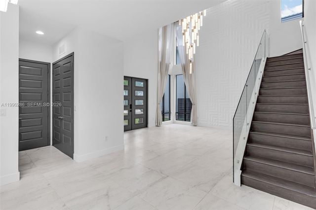 16058 SW 136th Way, Miami, FL 33196